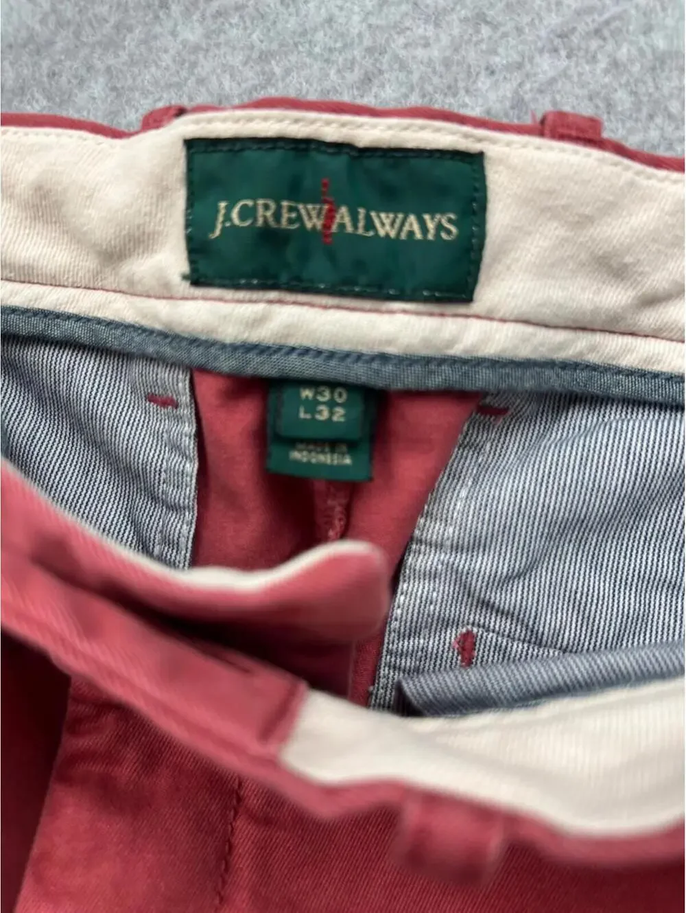 J Crew Chino Pants Mens 30 x 32 Coral Pink Classic Casual Summer Colorful